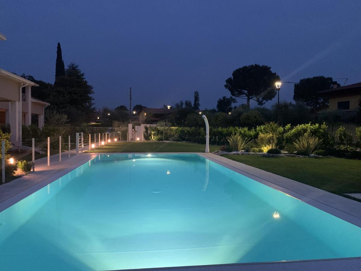 Villa Meri Manerba del Garda Buitenkant foto