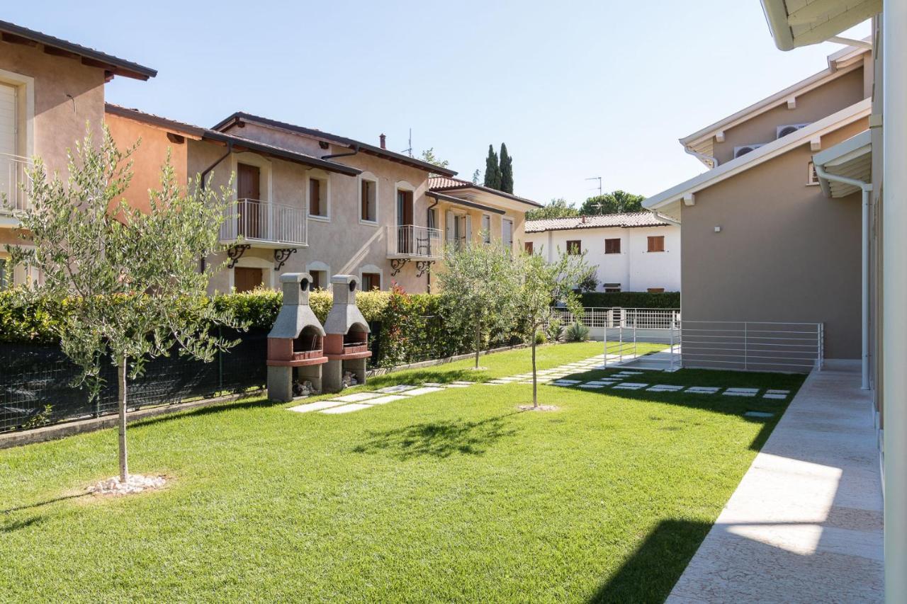 Villa Meri Manerba del Garda Buitenkant foto
