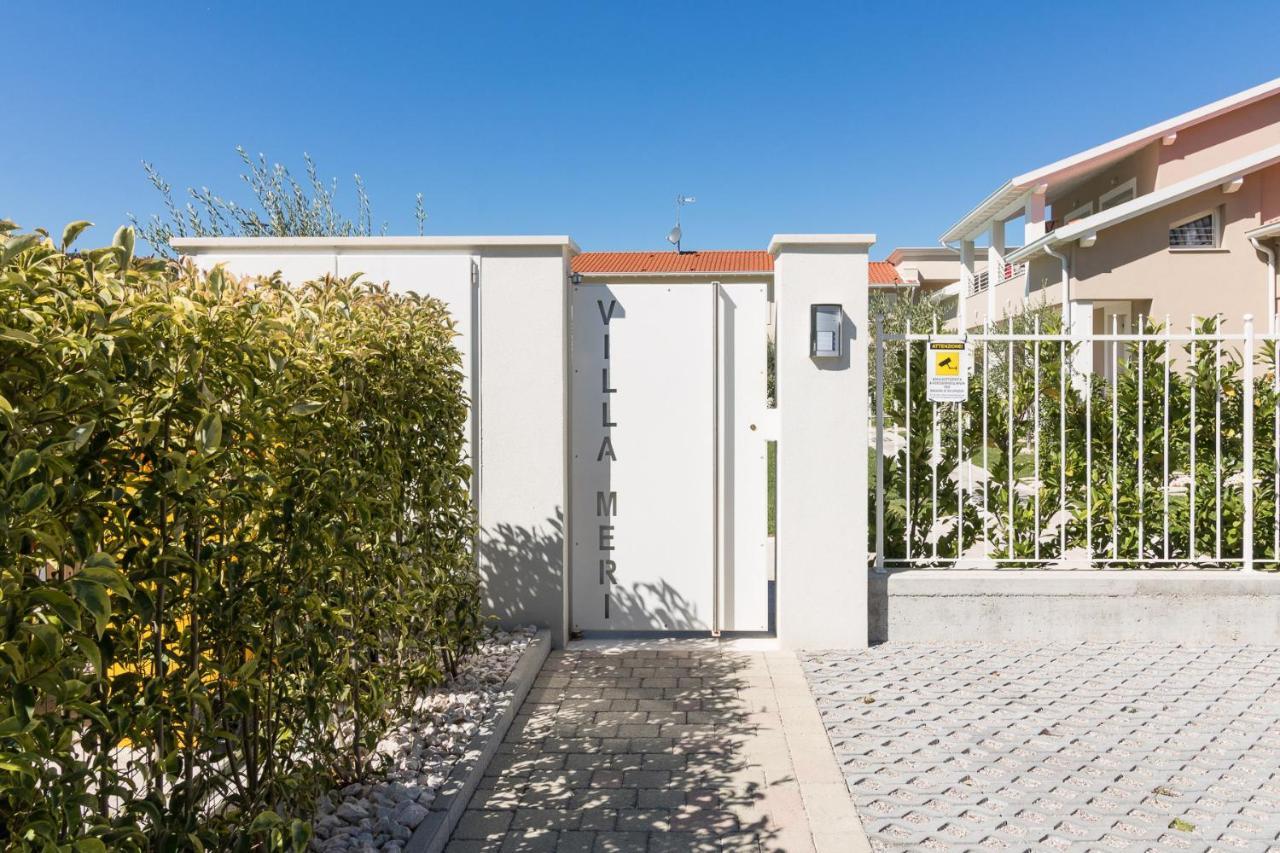 Villa Meri Manerba del Garda Buitenkant foto