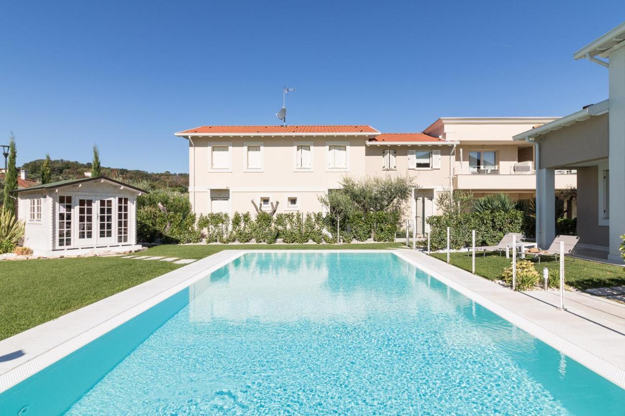 Villa Meri Manerba del Garda Buitenkant foto