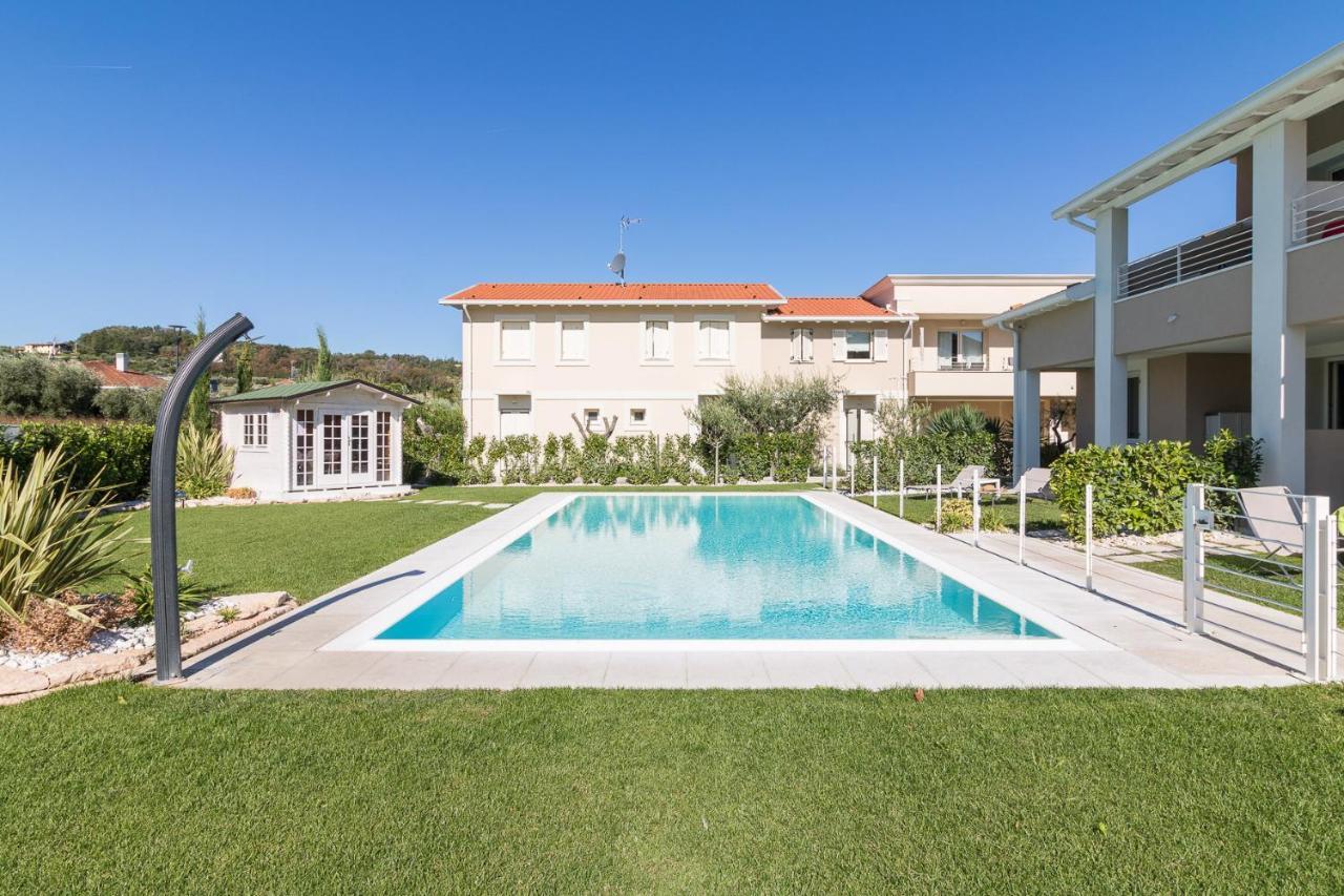 Villa Meri Manerba del Garda Buitenkant foto